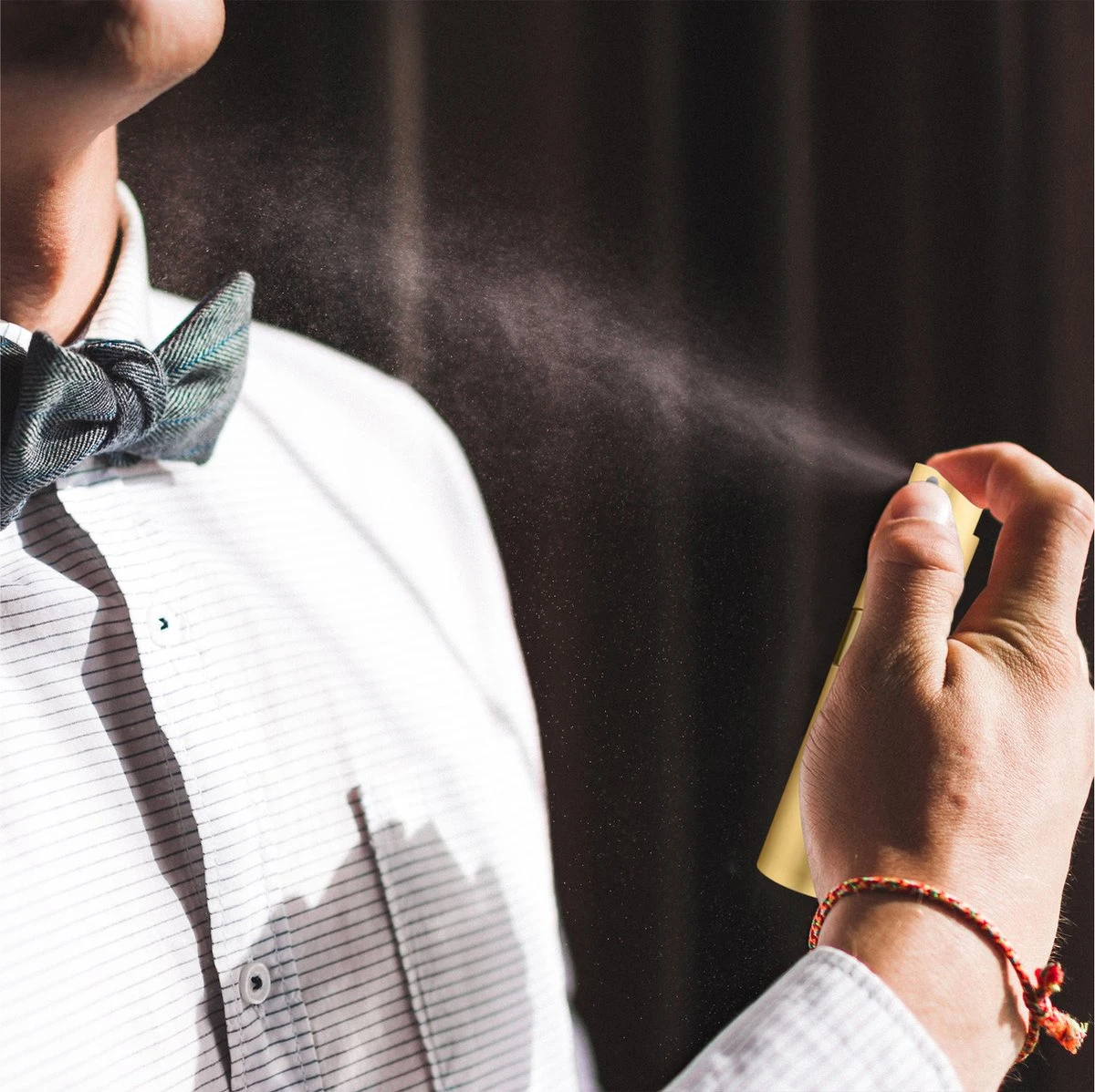 Scenty - Parfum Verstuiver Navulbaar - Mini Parfum Flesje - Reisflesje - Goud 3 Scenty - Parfum Verstuiver Navulbaar - Mini Parfum Flesje - Reisflesje - Goud - Afbeelding 3