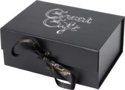 GreatGift® - Cadeaupakket Voor Hem - Met Riem - AXE Parfum - 2x AXE Shampoo - 16x Ferrero Rocher Chocolade -Damesparfum Winkel 1200x863 1