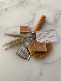 2 Amberblokjes - Geurblokjes - Incl - Schaaltje - Rasp - Organza Zakjes - Geschenkset Vrouwen